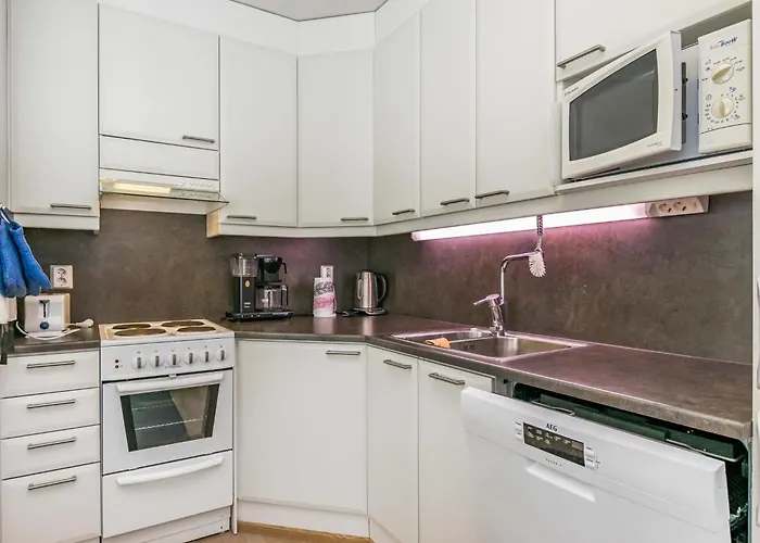 Karhunvartijan Kota B1 By Interhome